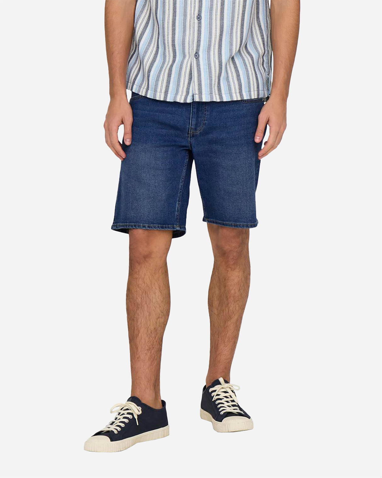 S4150637_BS000065cl002