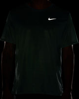 S5687287_361cl009