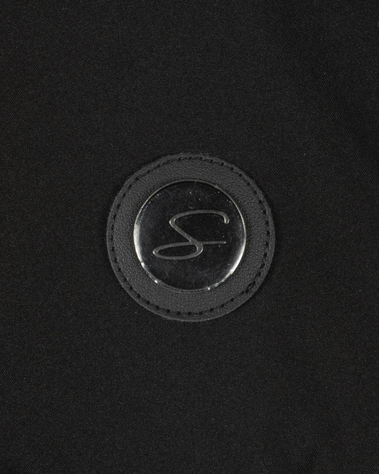 S5698945_057cl002