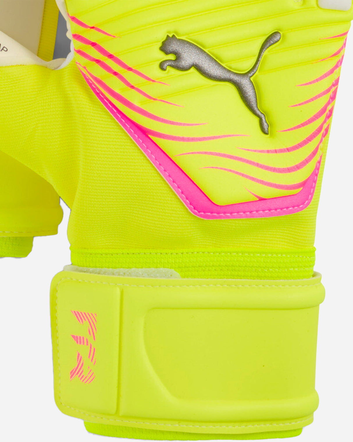S5820531_02cl001