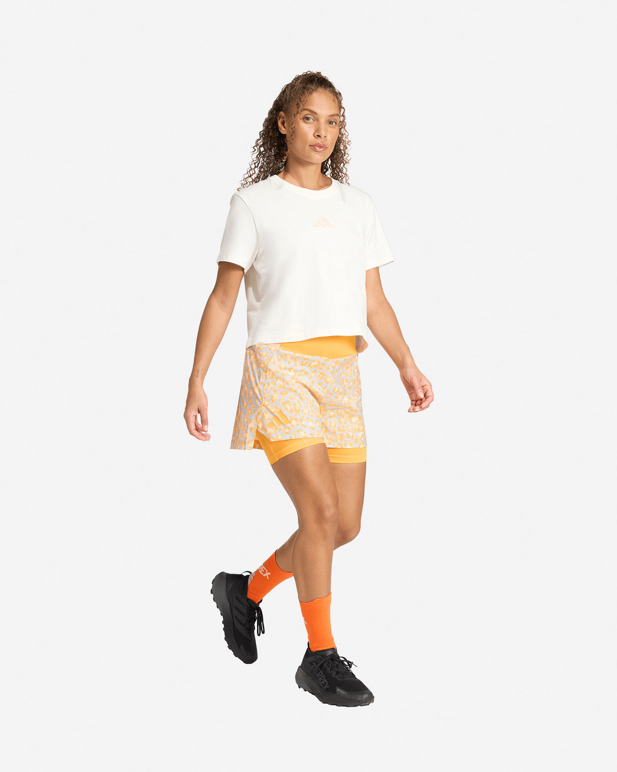 S5947821_UNIcl003